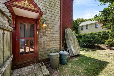 $1,195,000 | 23 Willow Street, Newport, RI 02840