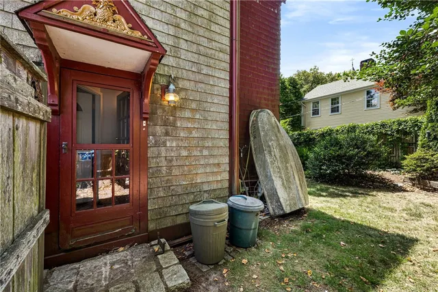 $1,195,000 | 23 Willow Street, Newport, RI 02840