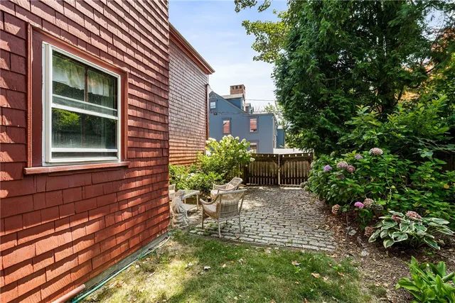 $1,195,000 | 23 Willow Street, Newport, RI 02840