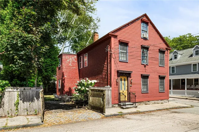 $1,195,000 | 23 Willow Street, Newport, RI 02840