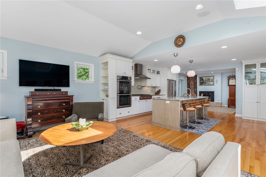 11 Half Mile Road Barrington, RI 02806 - Photo 17 of 36