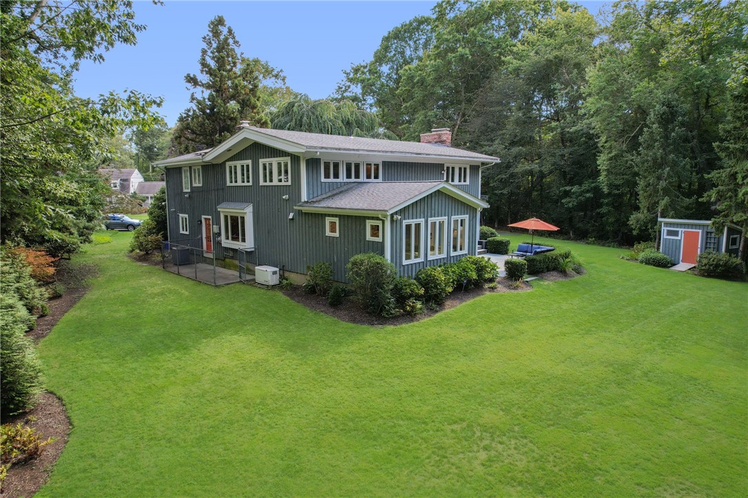 11 Half Mile Road Barrington, RI 02806 - Photo 3 of 36