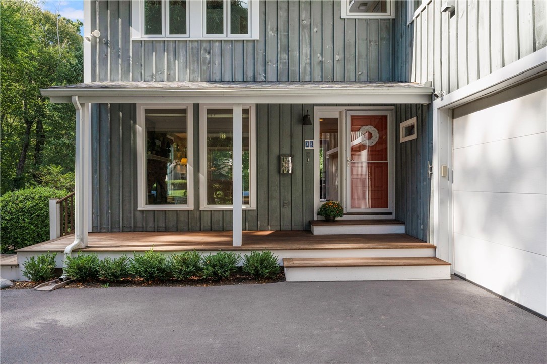 11 Half Mile Road Barrington, RI 02806 - Photo 7 of 36