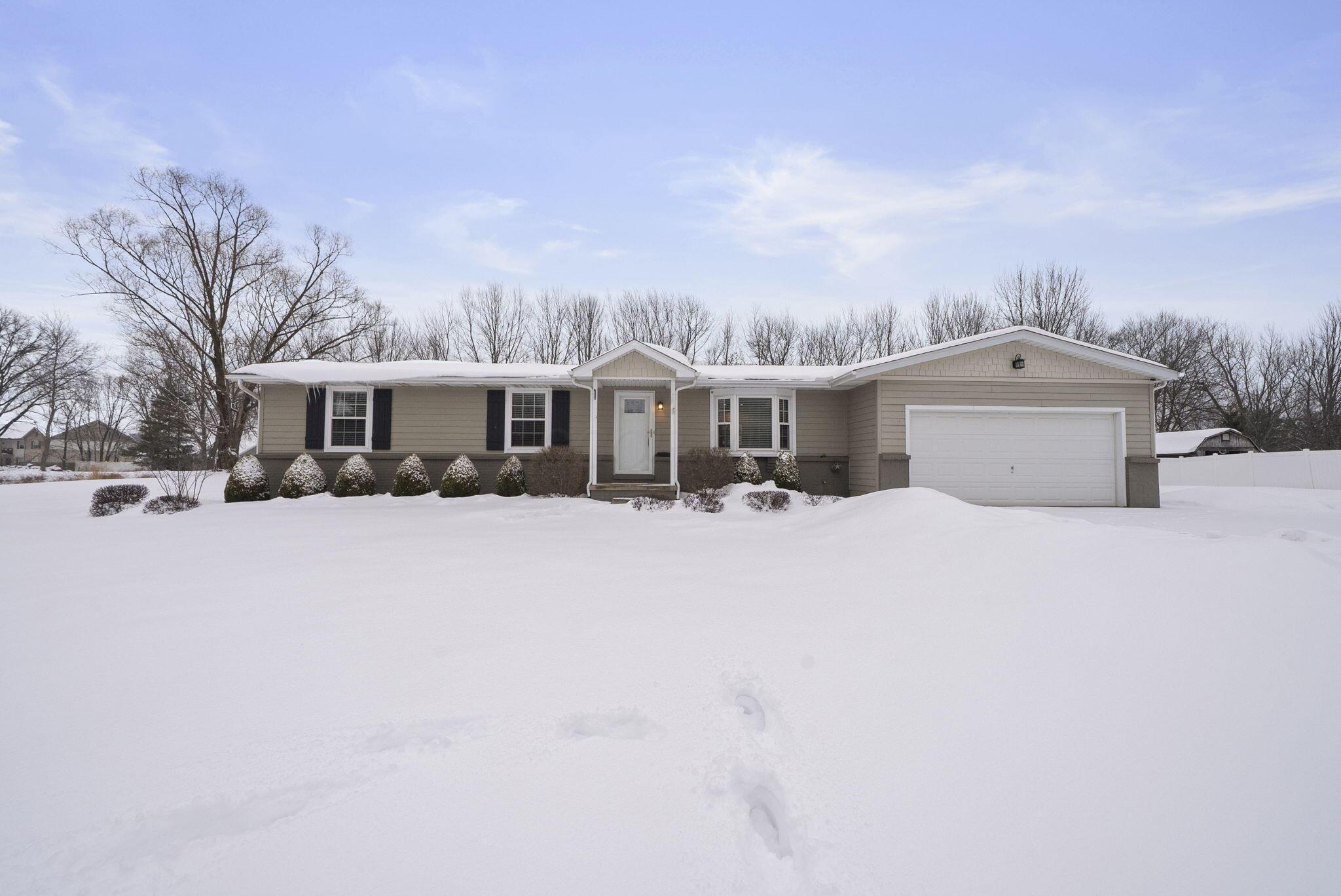 6866 Harlem Road Westerville, OH 43081 - Photo 1 of 71 1-web-or-mls-DSC02994