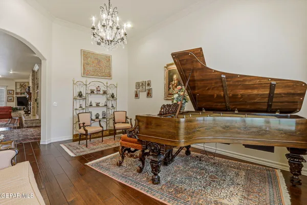 $910,000 | 5018 Columbine Street, El Paso, TX 79922