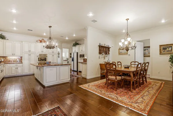 $910,000 | 5018 Columbine Street, El Paso, TX 79922