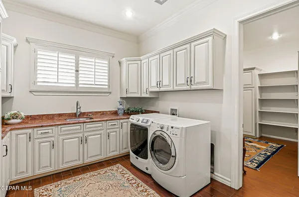 $910,000 | 5018 Columbine Street, El Paso, TX 79922
