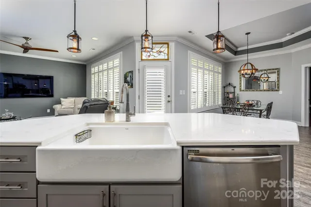 $800,000 | 16215 Lakeside Loop Lane, Cornelius, NC 28031