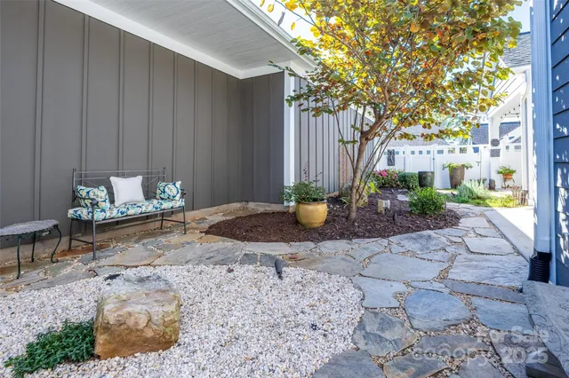 $800,000 | 16215 Lakeside Loop Lane, Cornelius, NC 28031