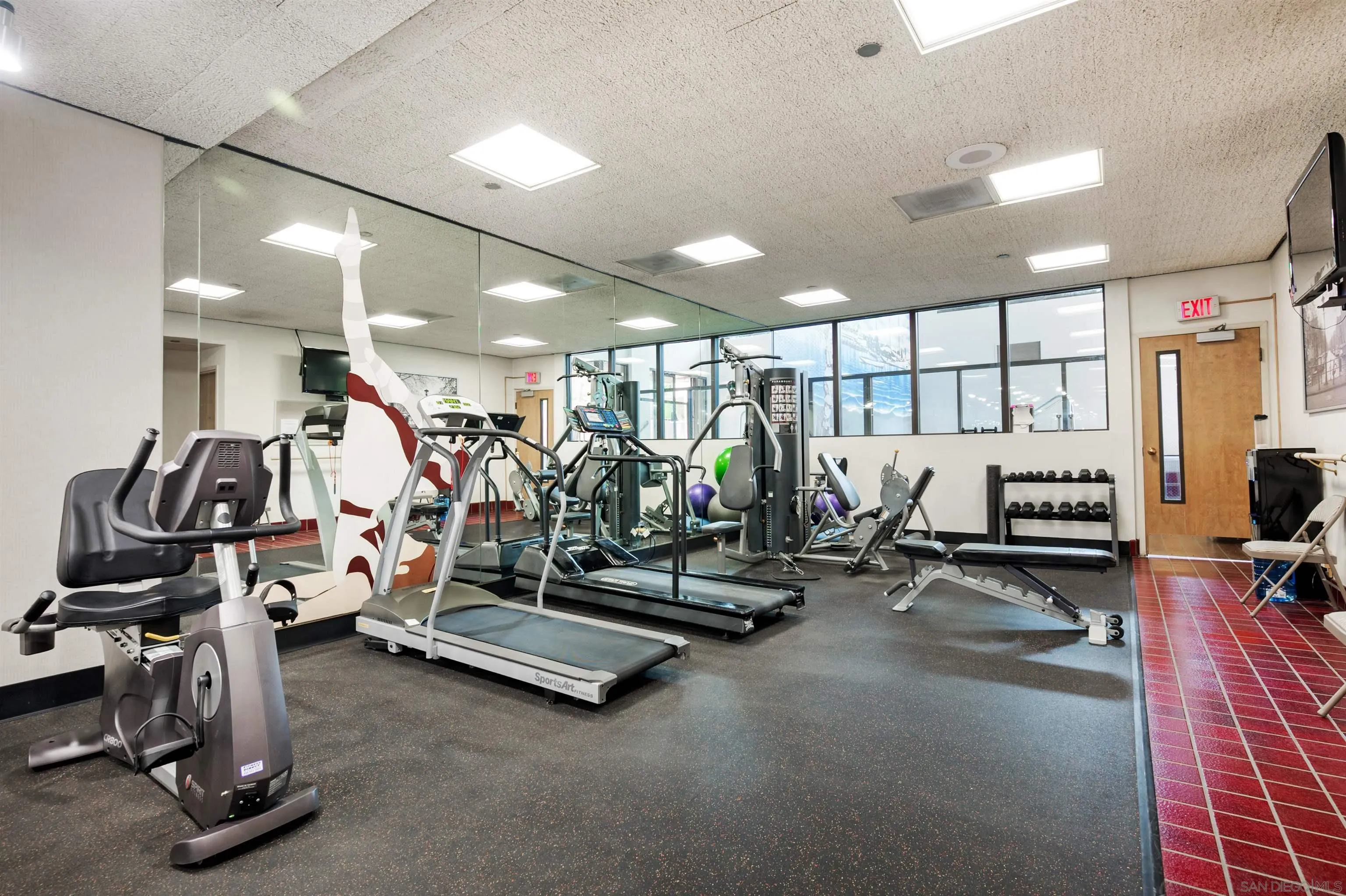 230 West Laurel Street, Unit 1001 San Diego, CA 92101 - Photo 31 of 44 a view of a room with gym equipment