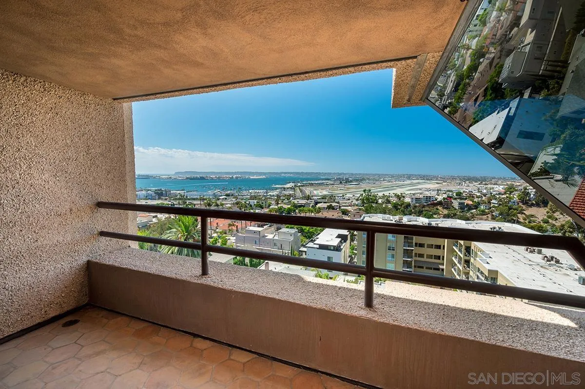 230 West Laurel Street, Unit 1001 San Diego, CA 92101 - Photo 4 of 44 a view of swimming pool with a balcony