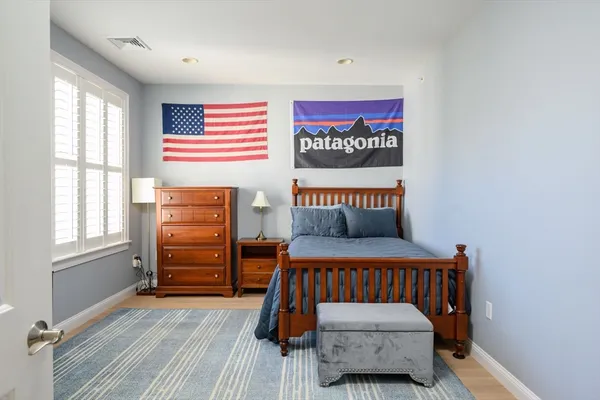 $1,725,000 | 160 USS Stayner Drive, Hingham, MA 02043