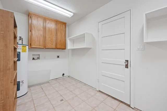 $1,100,000 | 365 Nome Tx 77629, Nome, TX 77629