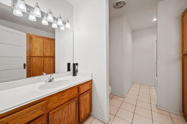 $1,100,000 | 365 Nome Tx 77629, Nome, TX 77629