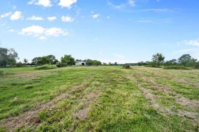 $1,100,000 | 365 Nome Tx 77629, Nome, TX 77629