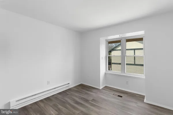 $2,250 | 14 Dover Court, Unit C31, Clementon, NJ 08021