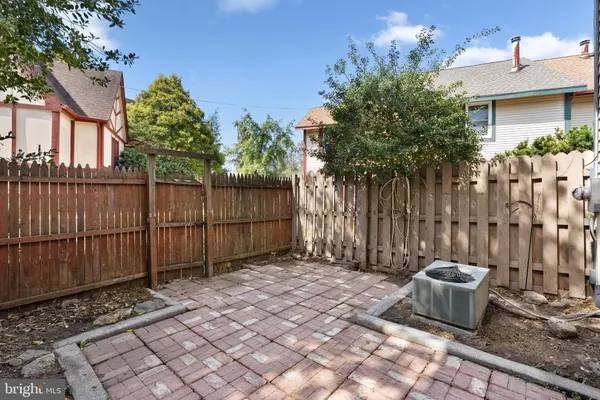 $2,250 | 14 Dover Court, Unit C31, Clementon, NJ 08021