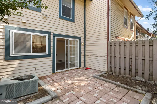 $2,250 | 14 Dover Court, Unit C31, Clementon, NJ 08021