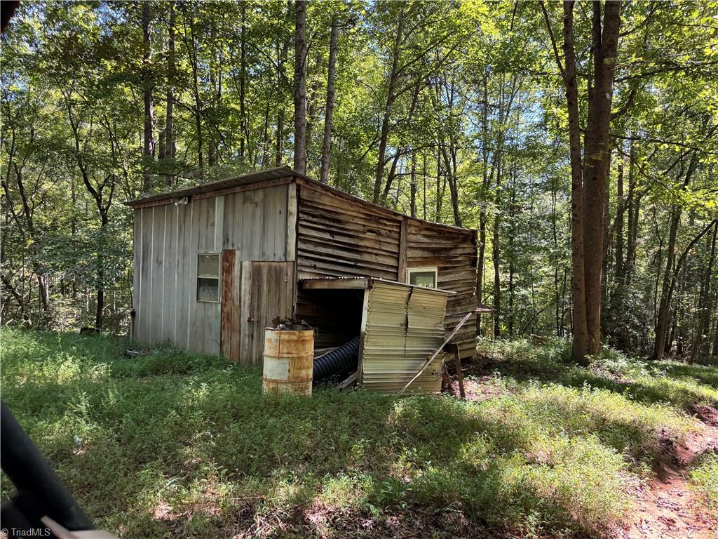 11218 Nc 268 Elkin, NC 28621 - Photo 15 of 25