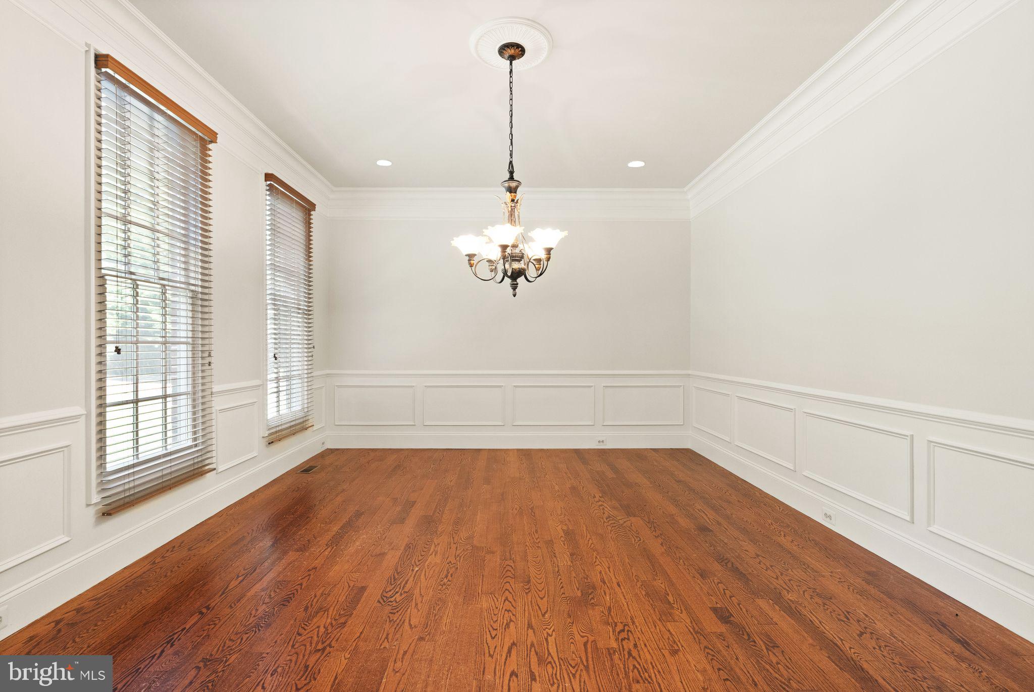 1847 Hunter Mill Road Vienna, VA 22182 - Photo 17 of 149