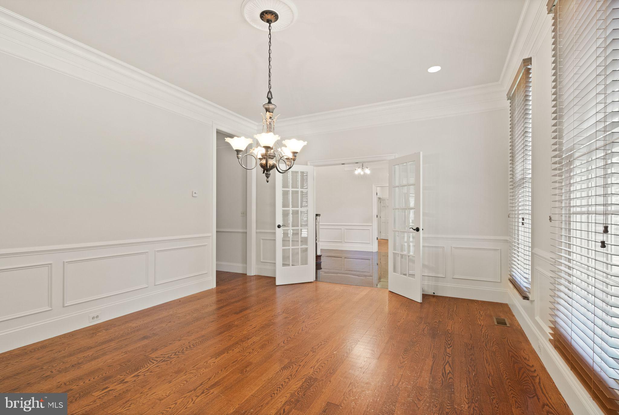 1847 Hunter Mill Road Vienna, VA 22182 - Photo 19 of 149