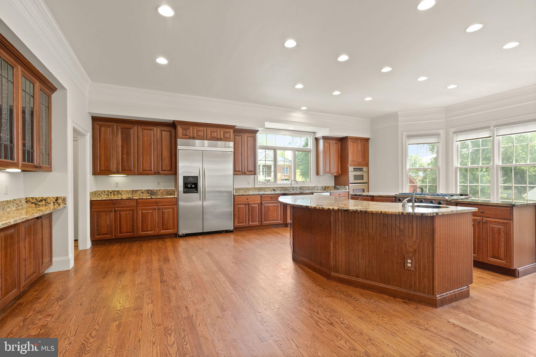 1847 Hunter Mill Road Vienna, VA 22182 - Photo 24 of 149