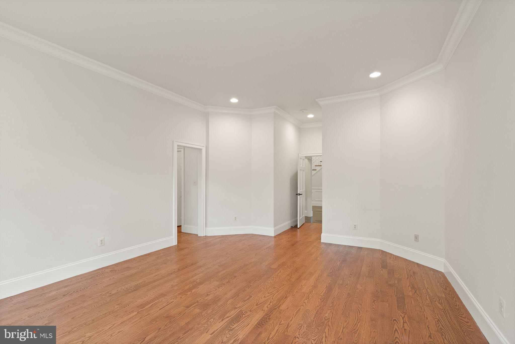 1847 Hunter Mill Road Vienna, VA 22182 - Photo 57 of 149
