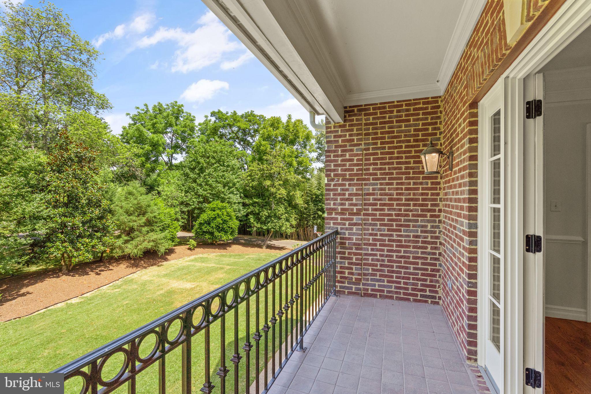 1847 Hunter Mill Road Vienna, VA 22182 - Photo 75 of 149