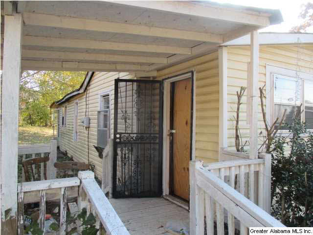 2209 Rambow Avenue Southwest Birmingham, AL 35211 - Photo 2 of 3 Gallery Image 2