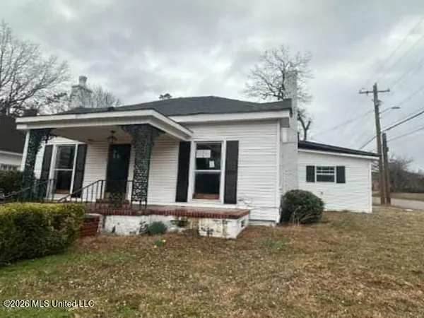 $121,900 | 211 East Main Street, New Albany, MS 38652