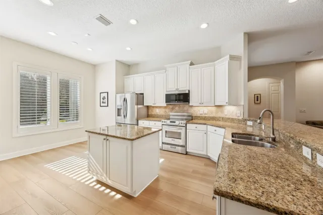 $1,375,000 | 4 Moss Oaks Drive, Amelia Island, FL 32034