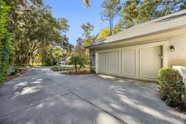 $1,375,000 | 4 Moss Oaks Drive, Amelia Island, FL 32034