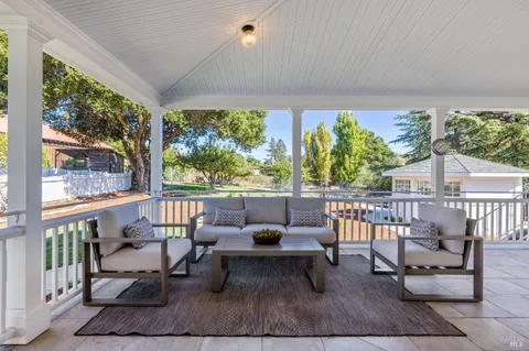 $2,895,000 | 1375 Gossage Avenue, Petaluma, CA 94952