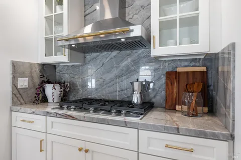 $2,895,000 | 1375 Gossage Avenue, Petaluma, CA 94952