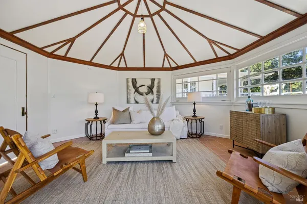 $2,895,000 | 1375 Gossage Avenue, Petaluma, CA 94952