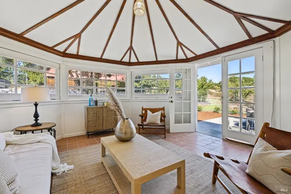 $2,895,000 | 1375 Gossage Avenue, Petaluma, CA 94952
