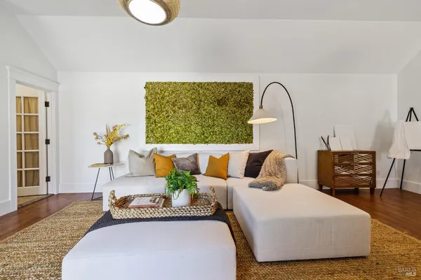 $2,895,000 | 1375 Gossage Avenue, Petaluma, CA 94952