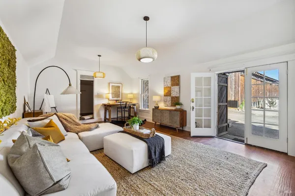 $2,895,000 | 1375 Gossage Avenue, Petaluma, CA 94952