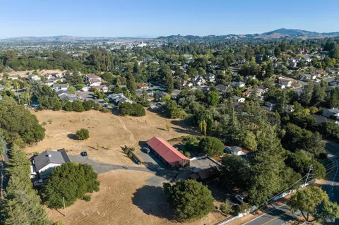 $2,895,000 | 1375 Gossage Avenue, Petaluma, CA 94952
