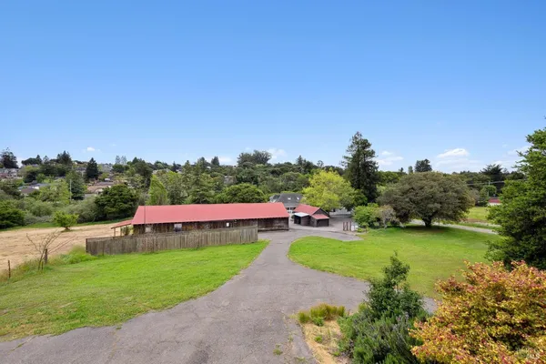 $2,895,000 | 1375 Gossage Avenue, Petaluma, CA 94952