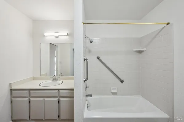 $2,895,000 | 1375 Gossage Avenue, Petaluma, CA 94952