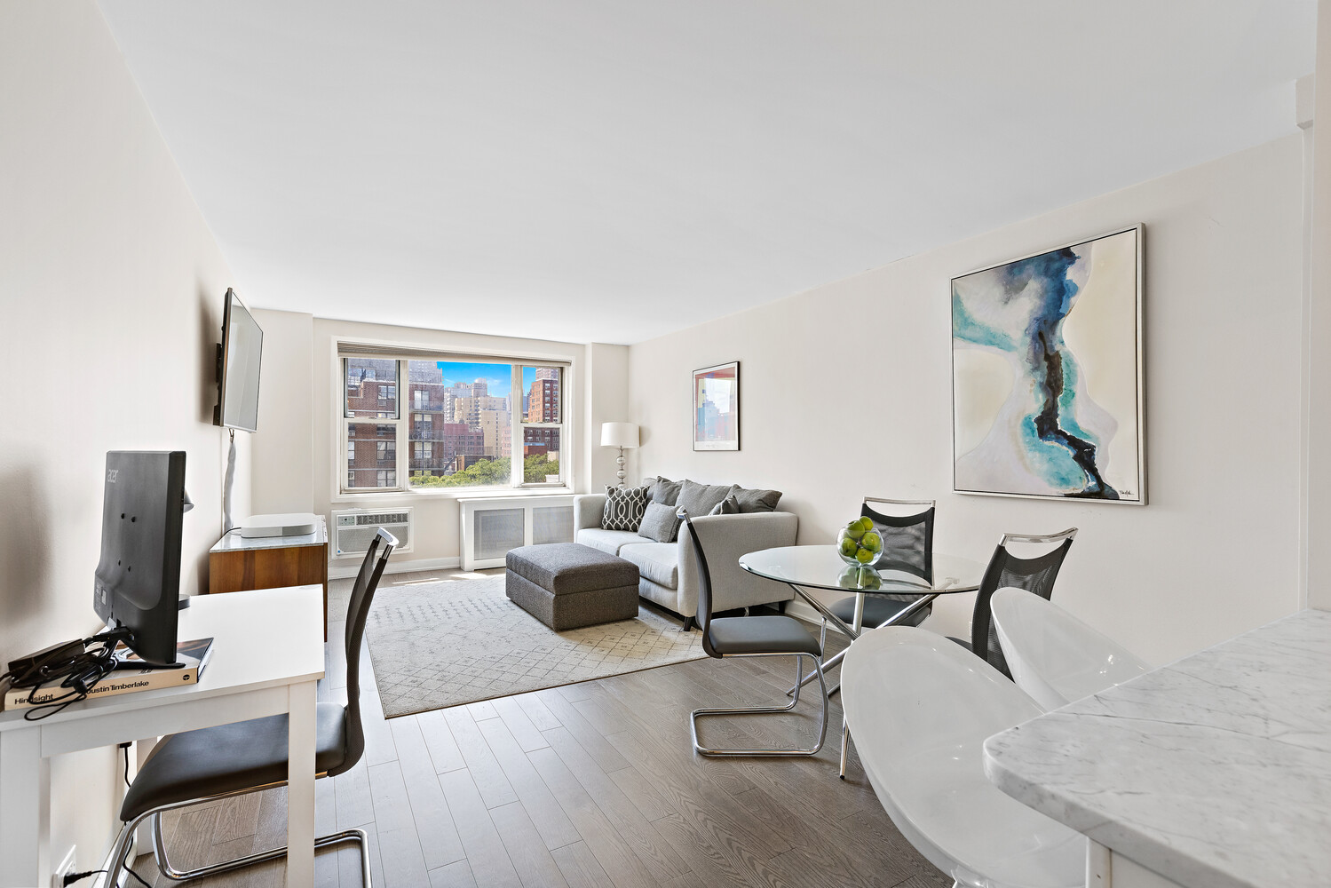 435 East 77th Street, Unit 10E Manhattan, NY 10075 - Photo 4 of 12