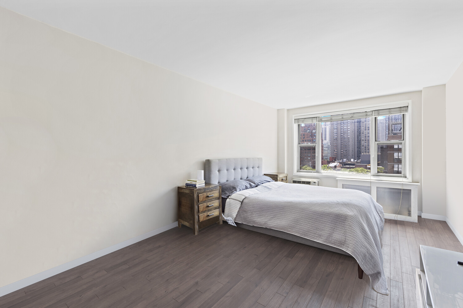 435 East 77th Street, Unit 10E Manhattan, NY 10075 - Photo 8 of 12