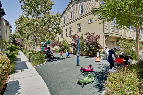 $1,385,000 | 247 Peppermint Tree Terrace, Unit 5, Sunnyvale, CA 94086