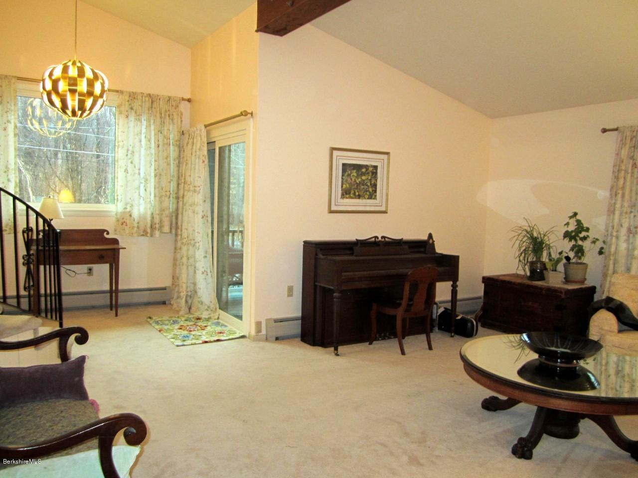 21 Olsen Road Lanesborough, MA 01237 - Photo 15 of 36 7-LR1