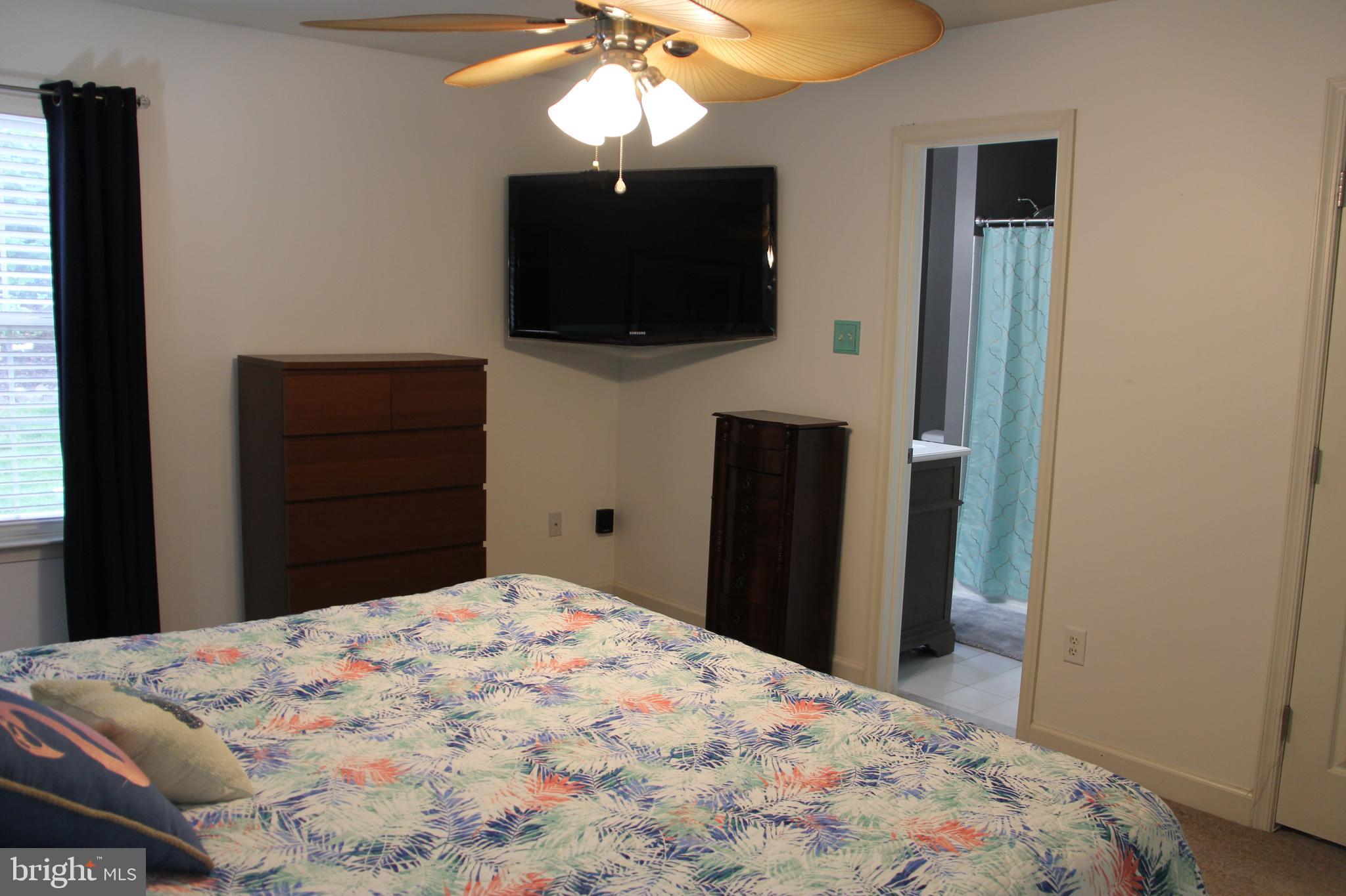 8194 Hicks Road Jessup, MD 20794 - Photo 26 of 57 Master Bedroom to Bath