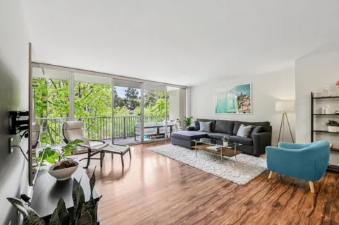 $955,000 | 400 Davey Glen Road, Unit 4623, Belmont, CA 94002