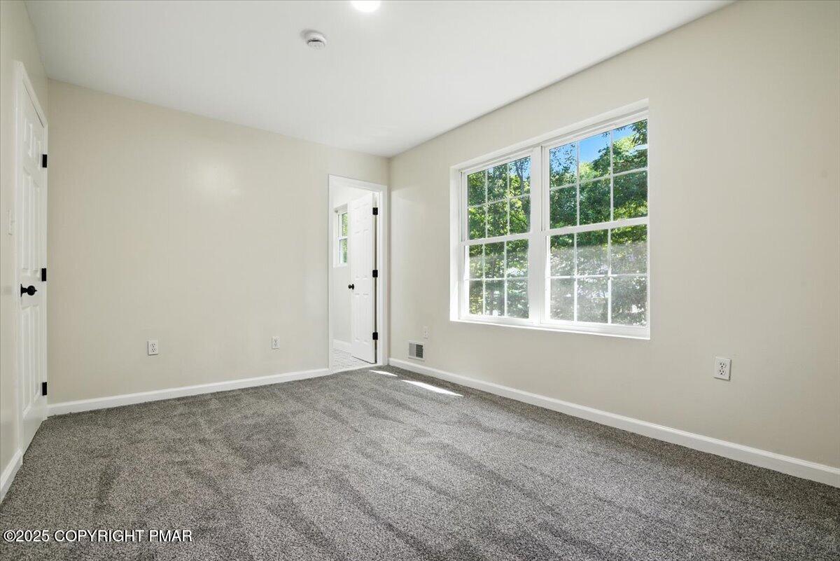 672 Quill Road East Stroudsburg, PA 18302 - Photo 20 of 56 24-049_DSC_9267
