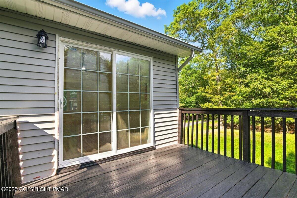 672 Quill Road East Stroudsburg, PA 18302 - Photo 35 of 56 44-066_DSC_9378