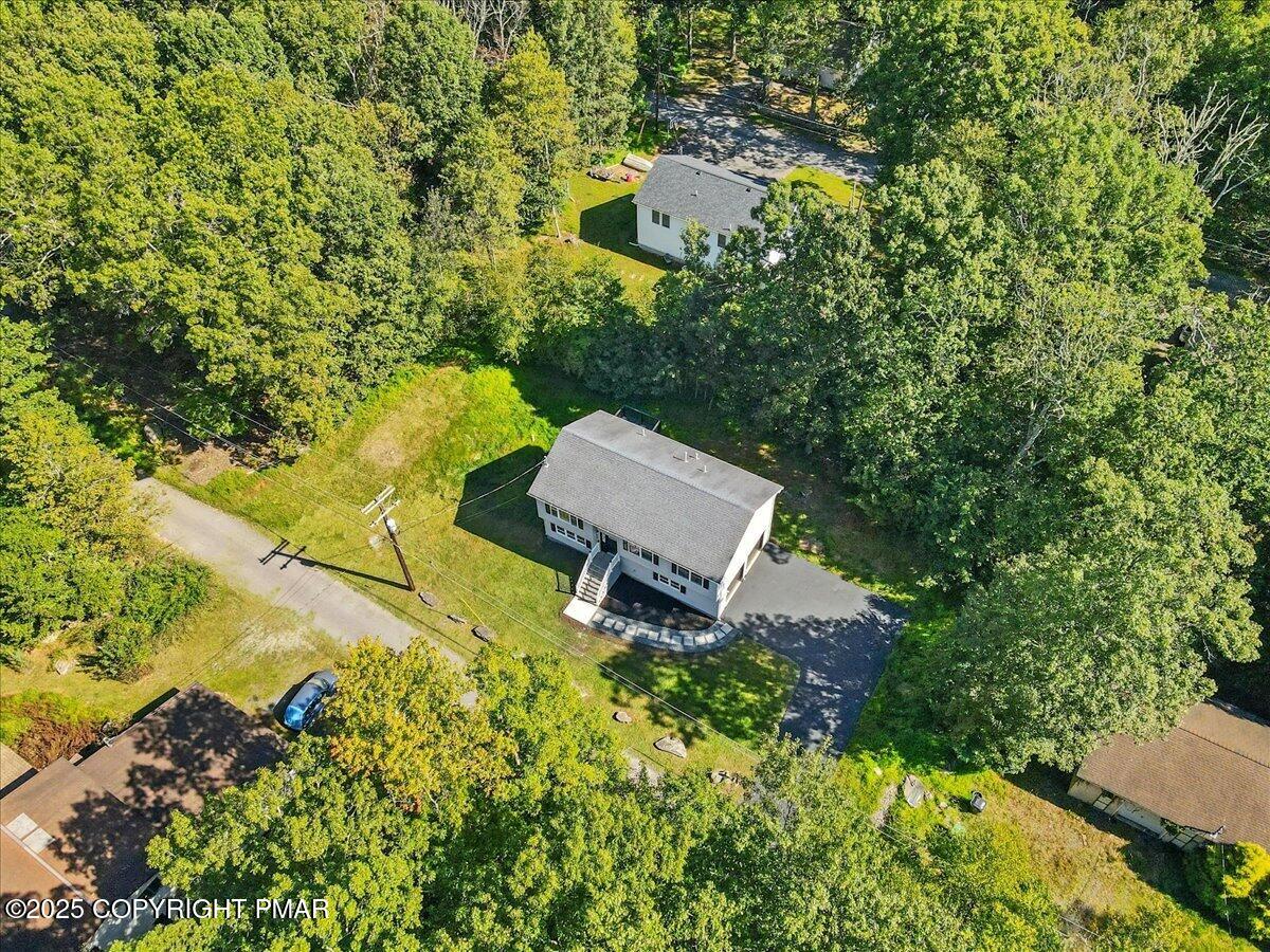 672 Quill Road East Stroudsburg, PA 18302 - Photo 40 of 56 52-003_dji_fly_20250903_103200_498_17569